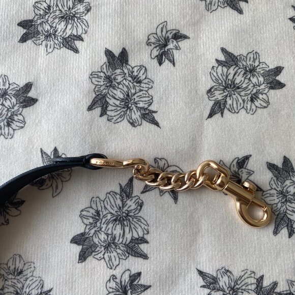 Coach Black Crossbody Bag With Classic Pattern - Picture 6 of 6